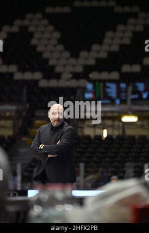 Massimo Paolone/Lapresse 28 mars 2021 Bologna, Italie panier sport Virtus Bologna vs Fortitudo Bologna - LBA Serie A UnipolSai - Virtus Arena dans la photo: Alexandar Djordjevic (Virtus Segafredo Bologna) regarde sur Banque D'Images