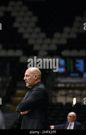 Massimo Paolone/Lapresse 28 mars 2021 Bologna, Italie panier sport Virtus Bologna vs Fortitudo Bologna - LBA Serie A UnipolSai - Virtus Arena dans la photo: Alexandar Djordjevic (Virtus Segafredo Bologna) regarde sur Banque D'Images