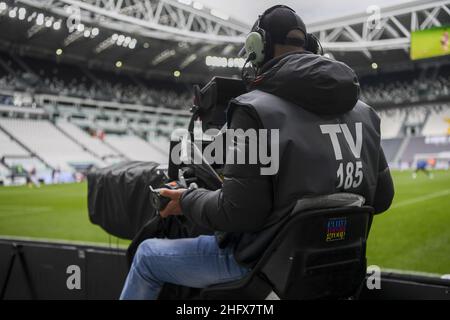 Marco Alpozzi/Lapresse 11 avril 2020 Turin, Italie football sportif Juventus vs Gênes - Ligue italienne de football A TIM 2020/2021 - Allianz Stadium in the pic: stade de football caméraman Banque D'Images