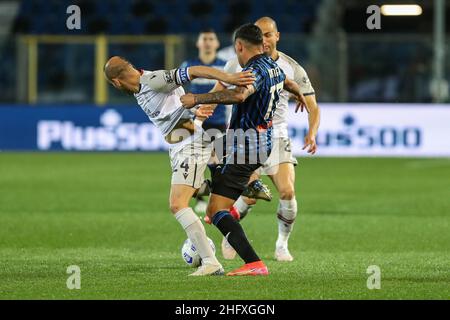 Stefano Nicoli/Lapresse 25-04-2021 Sport Soccer Atalanta vs Bologna Serie A Tim 2020/2021 Gewiss Stadium in the Picture Cristian Romero Rodrigo Palacio Banque D'Images