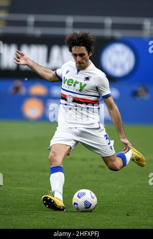 Foto Piero Cruciatti / Lapresse 08/05/21 - Milano, Italia Sport, Calcio Inter vs Sampdoria - Campionato italiano di calcio série A TIM 2020-2021 - San Siro Stadium Nella foto:Tommaso Augello Foto Piero Cruciatti / Lapresse 08/05/21 - Milan, Italie Sport, Soccer Inter vs Sampdoria - Championnat italien de football 2020-2021 au stade Meazza sur la photo: Tommaso Augello Banque D'Images