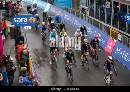 Alessandro Bremec/Lapresse 11 mai 2021 Italie Sport Cyclisme Giro d'Italia 2021 - 104th Edition - Stage 4 - de Piacenza à Sestola dans le pic: L'arrivée Banque D'Images