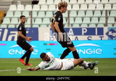 Michele Nucci/Lapresse 16 mai 2021 - Parme, Italie football Parme Calcio 1913 vs Sassuolo U.S. Italian football Championship League A TIM 2020/2021 - Stade Ennio Tardini dans le pic: Gregoire Defrel (Etats-UnisSassuolo) note le but 1-2 Banque D'Images