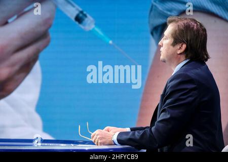 Mauro Scrobogna /Lapresse 20 mai 2021 Rome, Italie politique RAI - "Porta a Porta" diffusé sur la photo: Sous-secrétaire à la Santé Pierpaolo Sileri Banque D'Images