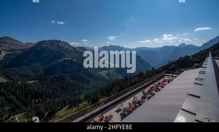 Alpen, Berchtesgadener Land im Sommer BEI blauem Himmel und schöner Sicht Banque D'Images