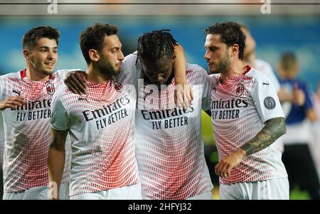 Lapresse - Spada 23 mai 2021 Bergame ( Italie ) Sport Soccer A.C.Milan- saison 2020-2021 - série A Atalanta vs Milan dans le pic: Fête après avoir marquant Franck Kessie 0-1 , Hakan Calhanoglu , Brahim Diaz, Davide Calabria Banque D'Images