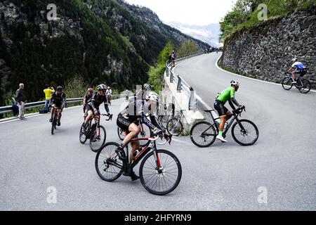 Foto Lapresse/Alessandro Garofalo 29 maggio 2021 Sport Ciclismo Giro d'Italia 2021 – Giro E Nella foto: Tappa 20 Madesimo - Valle Spluga/Alpe Motta photo Lapresse/Alessandro Garofalo 29 mai 2021 Sport Cycling Giro d'Italia 2021 – Giro E dans le pic: 20th scène Madesta Motta - Valle Spluga - Alpe Banque D'Images