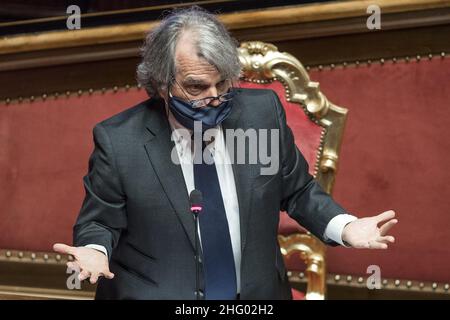 Roberto Monaldo / Lapresse 17-06-2021 Rome (Italie) Sénat - heure des questions sur le pic Renato Brunetta Banque D'Images