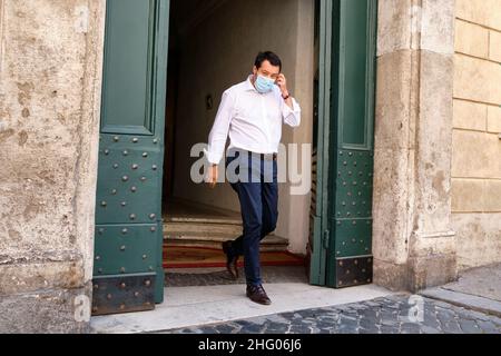 Mauro Scrobogna /Lapresse 01 juillet 2021 et#xA0; Rome, Italie politique Lega - Salvini point de presse sur la photo: Matteo Salvini, chef de la Ligue, pendant le point de presse habituel près du Sénat Banque D'Images