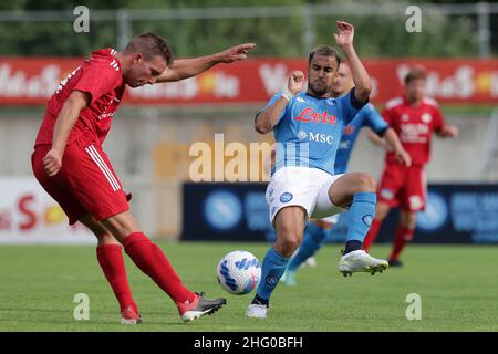 Lapresse 18 juillet 2021 Dimaro Folgarida, Italie match d'été amical SSC Napoli vs Bassa Anaunia dans le pic: Adam Ounas (SSC Napoli) Banque D'Images