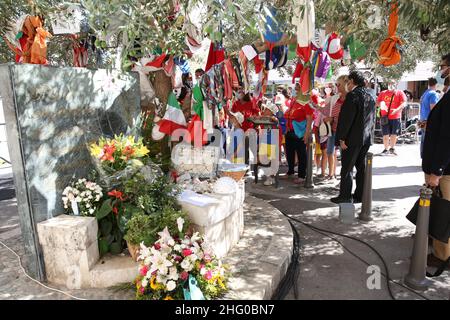 Foto Alberto Lo Bianco/Lapresse cronaca 19 Luglio 2021 - Palermo Strage di via d’Amelio, il ricordo nel 29° anniversario Nella Foto Panoramica di via d’Amelio 29 anni dopo la strate 22 Leoluca Orlando con i azragzi delle scuole di Palermo2 Banque D'Images