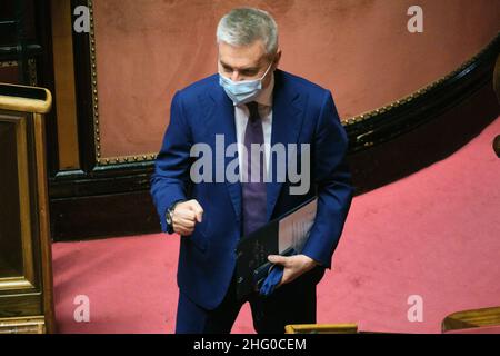 Mauro Scrobogna /Lapresse 22 juillet 2021 Rome, Italie Sénat politique - heure des questions sur la photo : le ministre de la Défense Lorenzo Guérini Banque D'Images