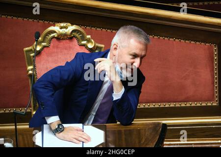 Mauro Scrobogna /Lapresse 22 juillet 2021 Rome, Italie Sénat politique - heure des questions sur la photo : le ministre de la Défense Lorenzo Guérini Banque D'Images