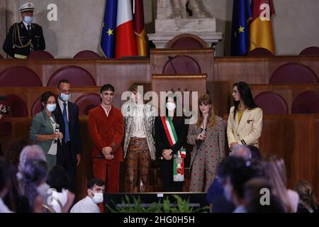 Cecilia Fabiano/ Lapresse 27 juillet 2021 Roma (Italie) Actualités : les Maneskins au Capitole pour la livraison de la Lupa Capitolina au pic : la cérémonie de remise des prix à Giulio Cesare Banque D'Images