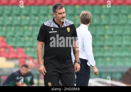 Foto Roberto Settonce/Andrea Pomponi/LaPresse08 Agosto 2021 Terni (TR), Italia sport calcio Ternana vs Avellino - Coppa Italia 2021/2022 - Stadio Libero Liberati Nella foto: Mister Lucarelli photo Roberto Settonce/Andrea Pomponi/LaPresseAout 08, 2021 Terni(TR), Italie Stadio Libero Sport - coupe d'Avelnati Terumlino - 2021/2022Monsieur Lucarelli Banque D'Images