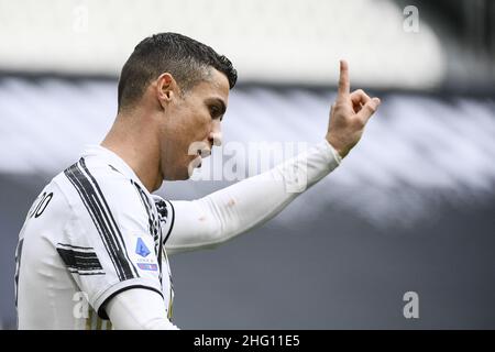 Marco Alpozzi/Lapresse 11 avril 2020 Turin, Italie football sportif Juventus vs Gênes - Ligue italienne de championnat de football A TIM 2020/2021 - Stade Allianz dans le pic: Cristiano Ronaldo (Juventus F.C.); Banque D'Images