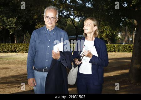 Cecilia Fabiano/ Lapresse 02 septembre 2021 Rome (Italie) Actualités : Présentation du livre de Pier Luigi Battista dans le pic : Walter Veltroni , Francesca Comencini Banque D'Images