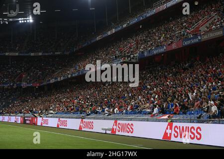 Lapresse - Fabio Ferrari septembre 05 2021 Bâle, Suisse football Italie contre Suisse - Qatar qualifications de la coupe du monde - Stade St. Jakob-Park de Bâle dans le pic:supporter Banque D'Images