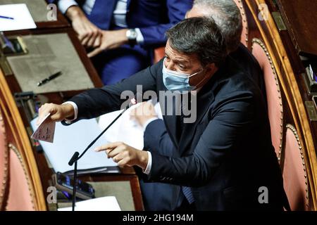 Roberto Monaldo / Lapresse 07-09-2021 Rome (Italie) Sénat - Rapport des ministres des Affaires étrangères et de la Défense sur la crise afghane dans le pic Matteo Renzi Banque D'Images