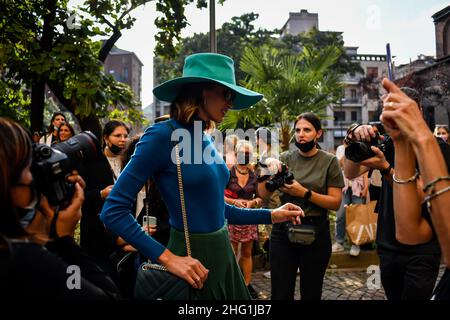 Claudio Furlan/Lapresse le 22 septembre 2021 Milano (Italie) nouvelles invités et influenceurs au salon de mode Alberta Ferretti pour la semaine de la mode de Milan Banque D'Images