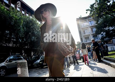 Claudio Furlan/Lapresse le 22 septembre 2021 Milano (Italie) nouvelles invités et influenceurs au salon de mode Alberta Ferretti pour la semaine de la mode de Milan Banque D'Images