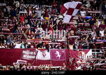 Lapresse - Fabio Ferrari 02 octobre 2021 Turin, Italie sport de football EXCLUSIF TORINO FC Torino FC vs Juventus FC - Italian football Championship League A TIM 2021/2022 - stade "Olimpico Grande Torino".Dans le pic:supporter Banque D'Images