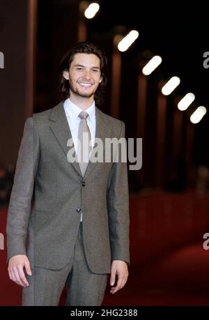 Ben Barnes participe à la projection de la « Easy Virtue » lors du Festival International du film de Rome 3rd qui s'est tenu à l'Auditorium Parco della Musica à Rome, en Italie. Banque D'Images