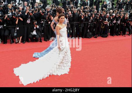 EVA Longoria Parker arrive pour la projection officielle de Robin des Bois, au Palais de Festival pendant le 63e Festival de Cannes, France. Banque D'Images