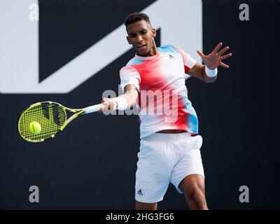 Melbourne, Australie.18th janvier 2022.Melbourne, Australie.18th janvier 2022.FELIX AUGER ALIASSIME (CAN) en action à l'Open d'Australie 2022 le mardi 2022 janvier, Melbourne Park crédit: Corleve/Alay Live NewsCredit: Corleve/Alay Live News Banque D'Images