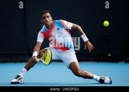 Melbourne, Australie.18th janvier 2022.Melbourne, Australie.18th janvier 2022.FELIX AUGER ALIASSIME (CAN) en action à l'Open d'Australie 2022 le mardi 2022 janvier, Melbourne Park crédit: Corleve/Alay Live NewsCredit: Corleve/Alay Live News Banque D'Images