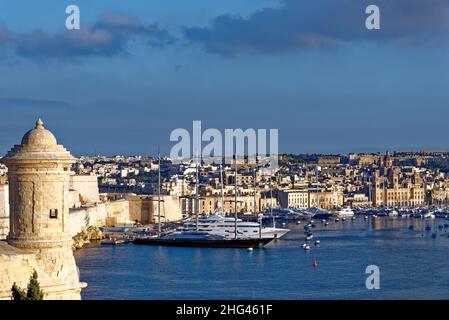 Fort bastion, Grand Harbour, Valette, Malte - 02.02.2016 Banque D'Images