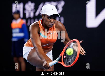 Melbourne, Australie.18th janvier 2022.SLOANE STEPHENS (Etats-Unis) en action le jour 2 à l'Open d'Australie 2022 le mardi 2022 janvier, Melbourne Park crédit: Corleve/Alay Live News Banque D'Images