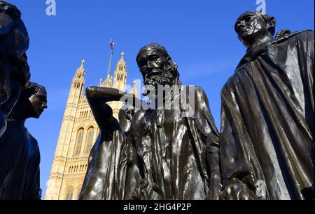 Londres, Angleterre, Royaume-Uni.Les Burghers de Calais (Auguste Rodin - 1889) dans les jardins de la Tour Victoria.Une des quatre moulages de l'original à Calais, France, INS Banque D'Images