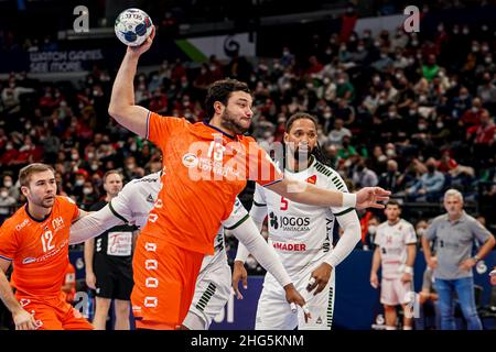 BUDAPEST, HONGRIE - JANVIER 18 : Samir Benghanem des pays-Bas lors du match des hommes EHF Euro 2022 Groupe B entre les pays-Bas et le Portugal au MVM Dome le 18 janvier 2022 à Budapest, Hongrie (photo de Henk Seppen/Orange Pictures) Banque D'Images