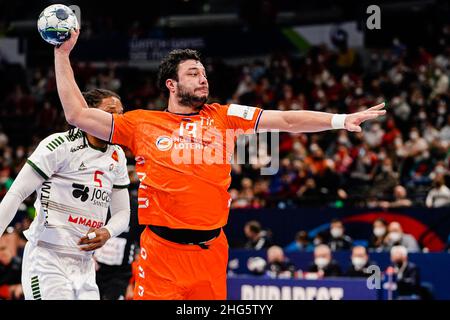 BUDAPEST, HONGRIE - JANVIER 18 : Samir Benghanem des pays-Bas lors du match des hommes EHF Euro 2022 Groupe B entre les pays-Bas et le Portugal au MVM Dome le 18 janvier 2022 à Budapest, Hongrie (photo de Henk Seppen/Orange Pictures) Banque D'Images