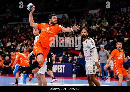 BUDAPEST, HONGRIE - JANVIER 18 : Samir Benghanem des pays-Bas lors du match des hommes EHF Euro 2022 Groupe B entre les pays-Bas et le Portugal au MVM Dome le 18 janvier 2022 à Budapest, Hongrie (photo de Henk Seppen/Orange Pictures) Banque D'Images