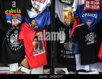 T-shirt Novak Djokovic dans une boutique de souvenirs.Belgrade, Serbie Banque D'Images