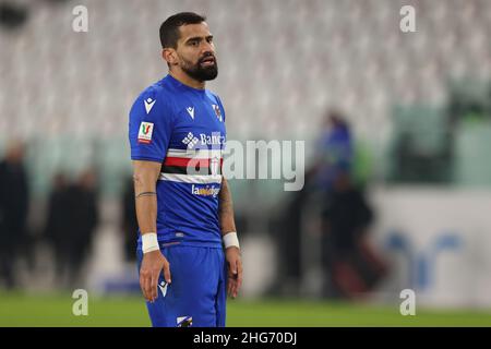 Turin, Italie, le 18th janvier 2022.Tomas Rincon, de l'UC Sampdoria, réagit lors du match de Coppa Italia au stade Allianz, à Turin.Le crédit photo devrait se lire: Jonathan Moscrop / Sportimage Banque D'Images