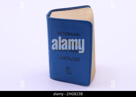 Très petit livre de dictionnaire anglais à français Banque D'Images