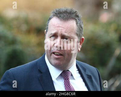 Londres, Royaume-Uni, 18th janvier 2022.Le whip en chef Mark Spencer quitte Downing Street après la réunion hebdomadaire du Cabinet au n° 10 Downing Street. Banque D'Images