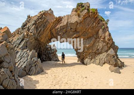 Arche de roche à Mars Bluff sur l'île Bruny Banque D'Images