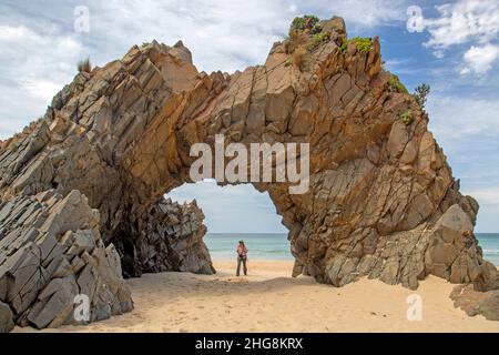 Arche de roche à Mars Bluff sur l'île Bruny Banque D'Images