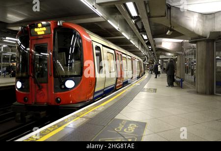 Londres, Angleterre, Royaume-Uni.Station de métro Westminster Banque D'Images