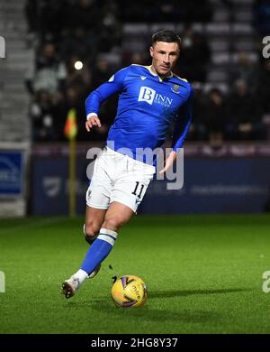 Édimbourg, Royaume-Uni.18th janv. 2022. Cinch Premiership - Heart of Midlothian v St Johnstone 18/01/2022 Pic shows: St Johnstone Forward, Michael O'Halloran, apporte le terrain de balle comme hôte de jeu de coeurs à St Johnstone dans le premier Cinch au parc Tynecastle, Édimbourg.Crédit : Ian Jacobs/Alay Live News Banque D'Images