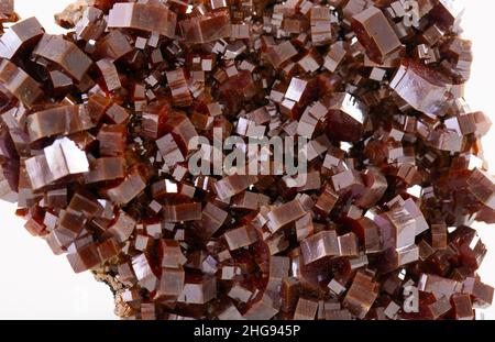 vanadinite, spécimen minéral pierre géologie roche cristal Banque D'Images