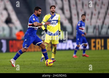 Turin, Italie.18th janvier 2022.Tomas Rincon de UC Sampdoria en action lors du match de Coppa Italia entre Juventus FC et UC Sampdoria au stade Allianz le 18 janvier 2022 à Turin, Italie.Credit: Marco Canoniero / Alamy Live News Banque D'Images