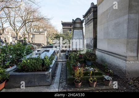 Tombeau de Charles de Baudelaire au cimetière Montparnasse, Paris Banque D'Images