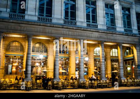 Le Nemours à Paris, France. Banque D'Images