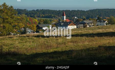 Vue sur le village Dreistetten de Hohe Wand,Basse-Autriche,Autriche,Europe Banque D'Images