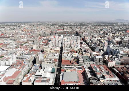 Vue de la Torre Latinoamericana, 182m haut, au-dessus de Mexico, Distrito Federal, Mexique Banque D'Images